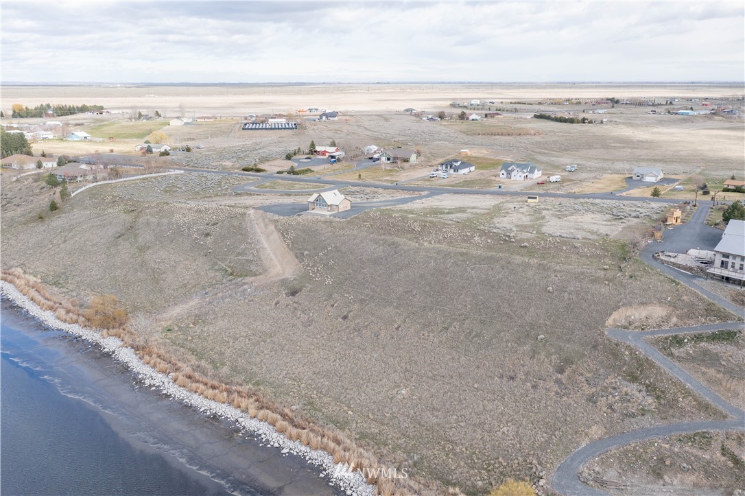8930 Stonecrest Road Northeast Moses Lake, WA 98837 - Photo 10 of 21 Gallery Image 10