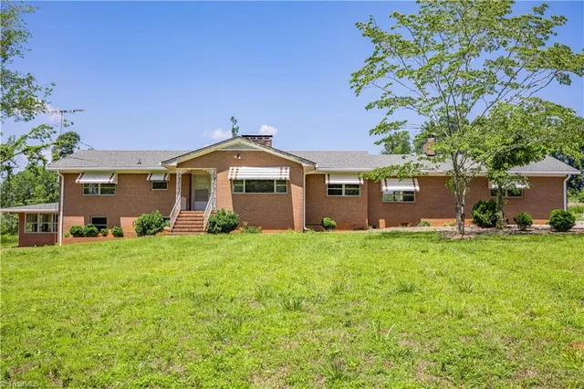 $795,000 | 8521 Highway 64, Ramseur, NC 27316