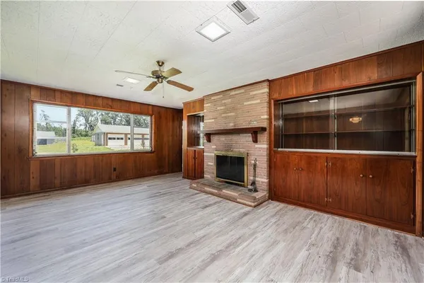 $695,000 | 8521 Highway 64, Ramseur, NC 27316