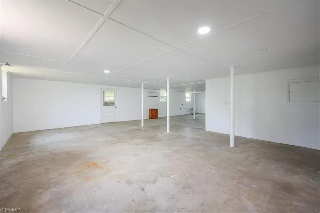 $795,000 | 8521 Highway 64, Ramseur, NC 27316