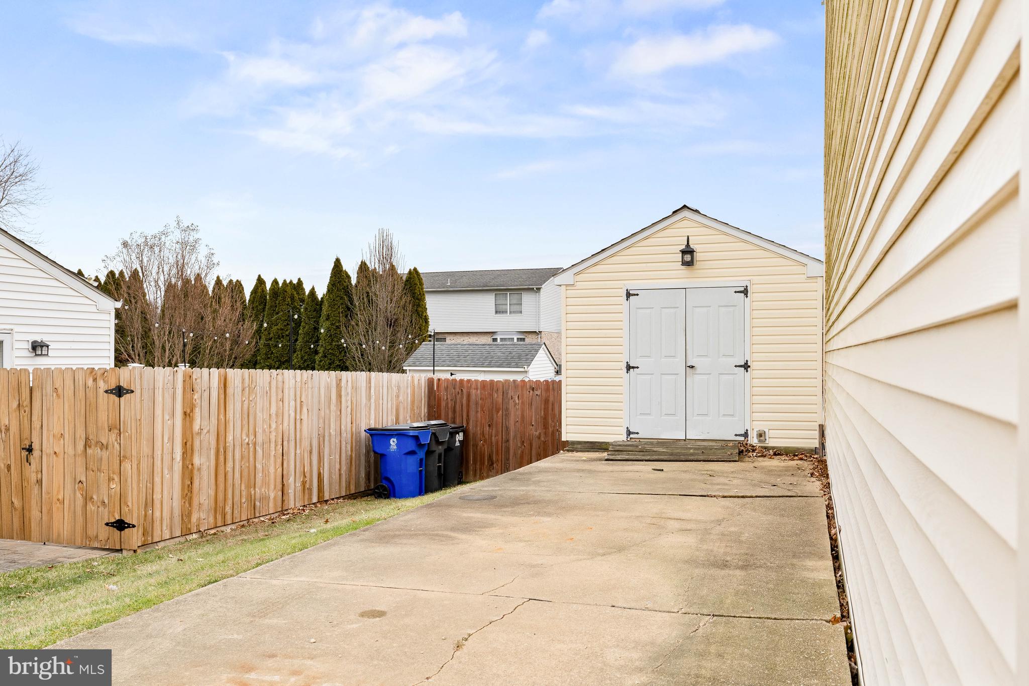 26 Southbridge Road Bear, DE 19701 - Photo 4 of 29 a view of a backyard of the house