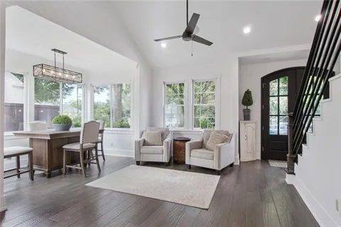 $3,950 | 437 Elmeer Avenue, Metairie, LA 70005