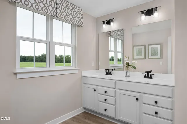 $406,735 | 860 Walker Rdg Way, Willow Spring, NC 27592