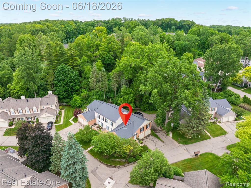 1534 Hidden Valley Lane Rochester Hills, MI 48306 - Photo 3 of 27