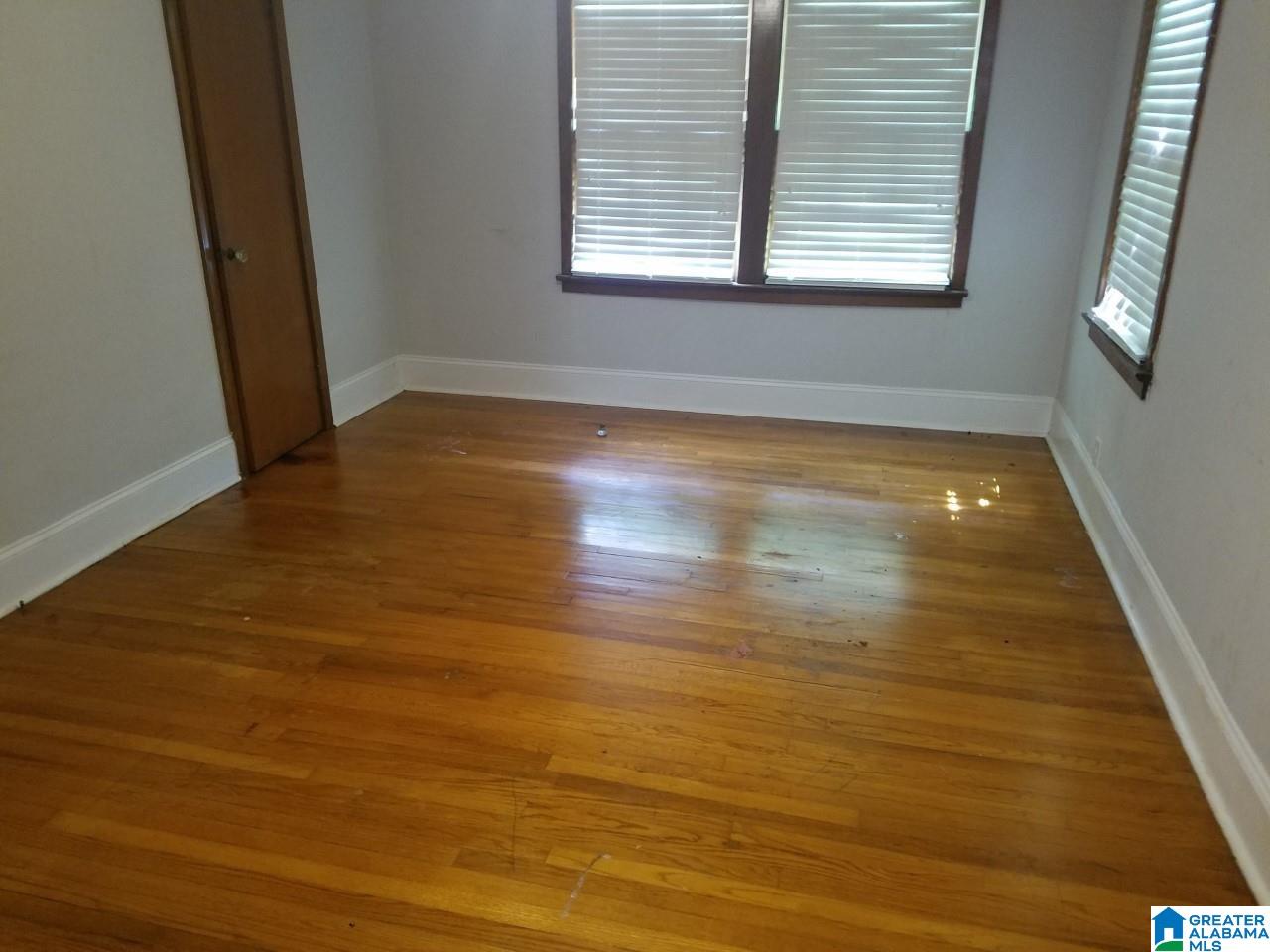 511 East 5th Avenue Oneonta, AL 35121 - Photo 5 of 10