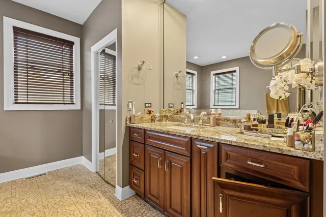 $349,900 | 1236 Olive Road, Homewood, IL 60430