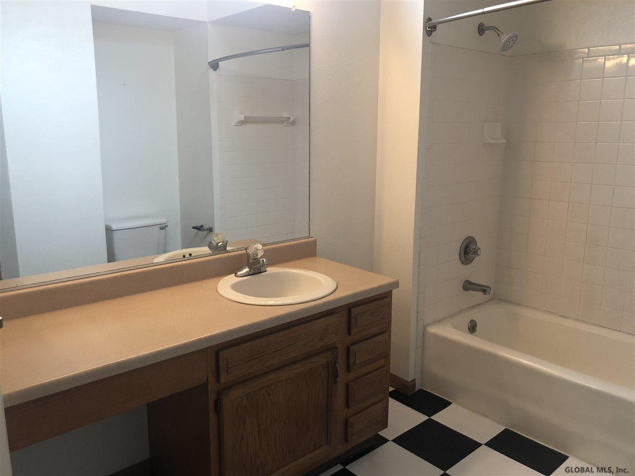 2 Valley View Avenue Rensselaer, NY 12144 - Photo 17 of 30 Photo 17