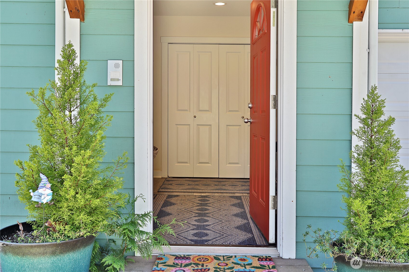 3484 East Harbor Road Langley, WA 98260 - Photo 5 of 37 Gallery Image 5