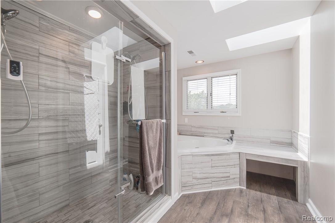 106 Normandy Road Royal Oak, MI 48073 - Photo 15 of 25 106 Normandy-7.jpg