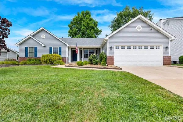 $419,900 | 4529 Briargate Drive, St. Charles, MO 63304