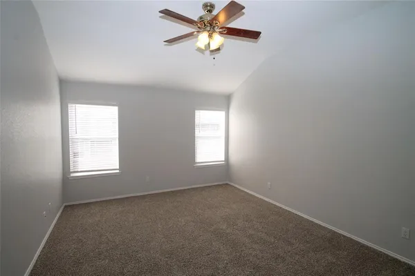 $2,100 | 824 Dixon Lane, Denton, TX 76207