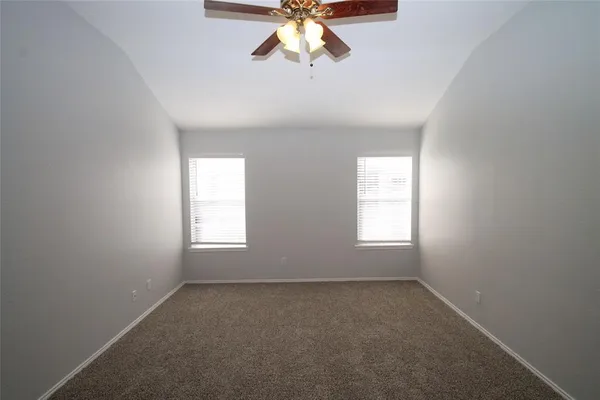 $2,100 | 824 Dixon Lane, Denton, TX 76207