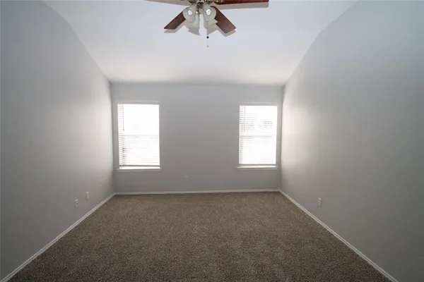 $2,100 | 824 Dixon Lane, Denton, TX 76207