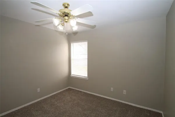 $2,100 | 824 Dixon Lane, Denton, TX 76207