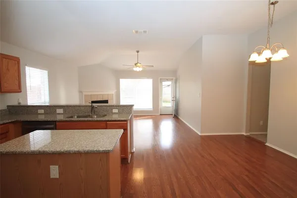 $2,100 | 824 Dixon Lane, Denton, TX 76207