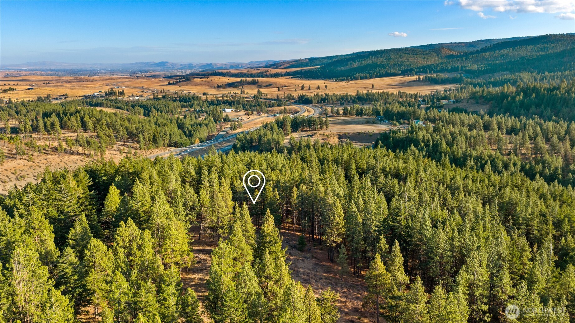 15-xx Elk Heights Road Cle Elum, WA 98922 - Photo 11 of 22 a view of a lake with a yard