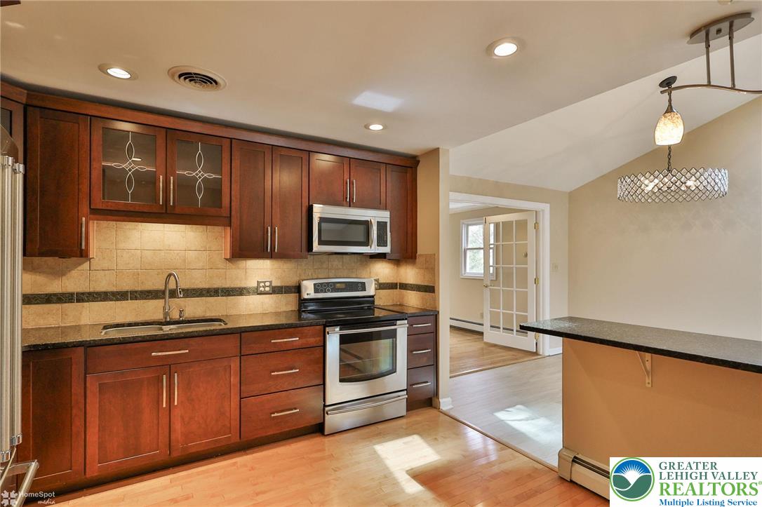 3032 Center Street Bethlehem, PA 18017 - Photo 8 of 72