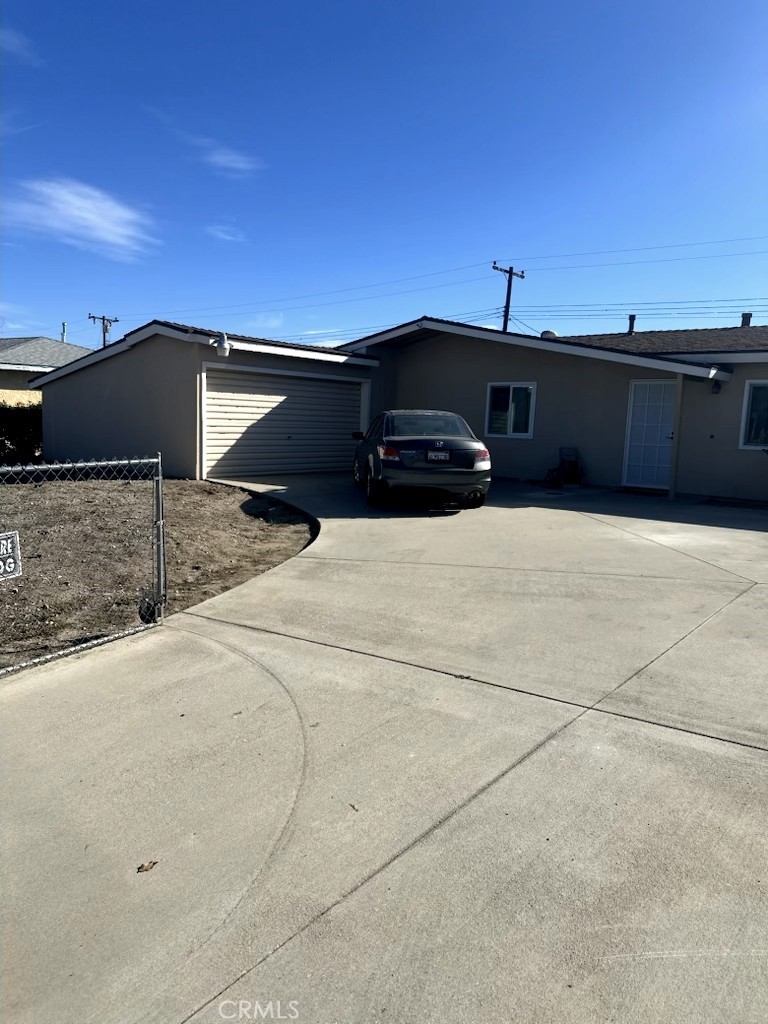 329 Hawthorne Street Rialto, CA 92376 - Photo 2 of 2