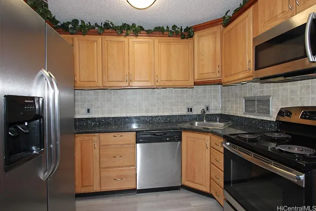 $2,250 | 1600 Wilikina Drive, Unit B504, Wahiawa, HI 96786