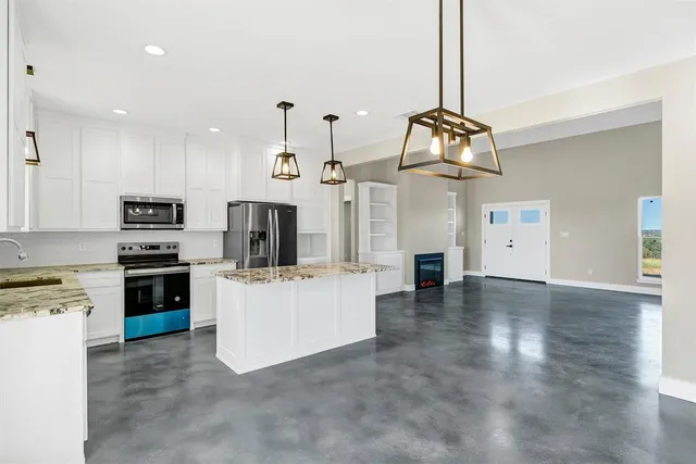 $545,000 | 315 State Avenue, Stephenville, TX 76401