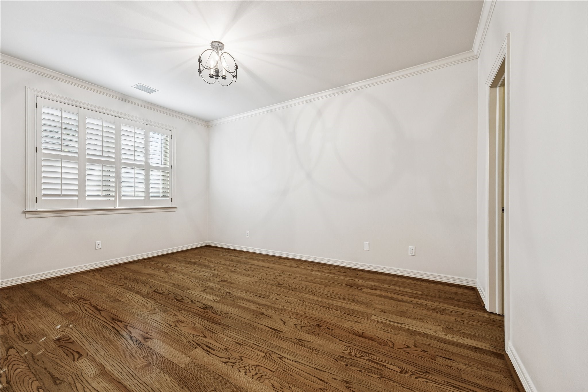 5823 Augusta Court Houston, TX 77057 - Photo 30 of 44