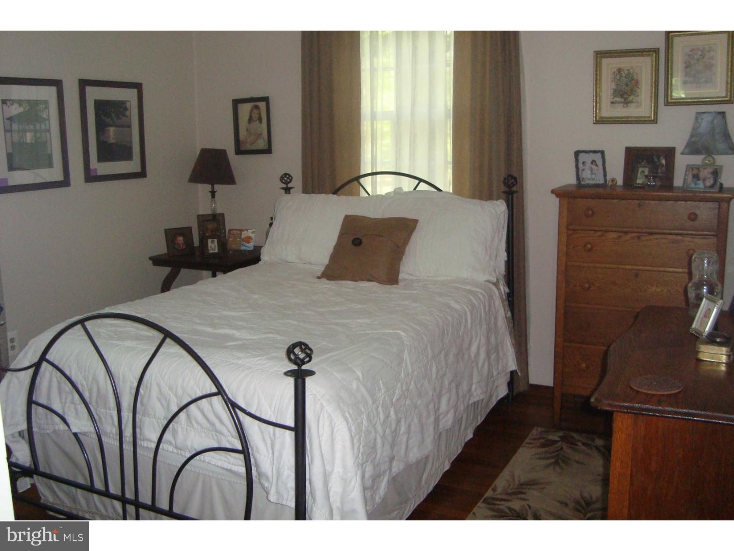 217 Ridge Road Southampton, NJ 08088 - Photo 19 of 24 Bedroom 2