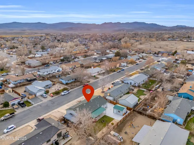 $385,000 | 812 F Street, Fernley, NV 89408