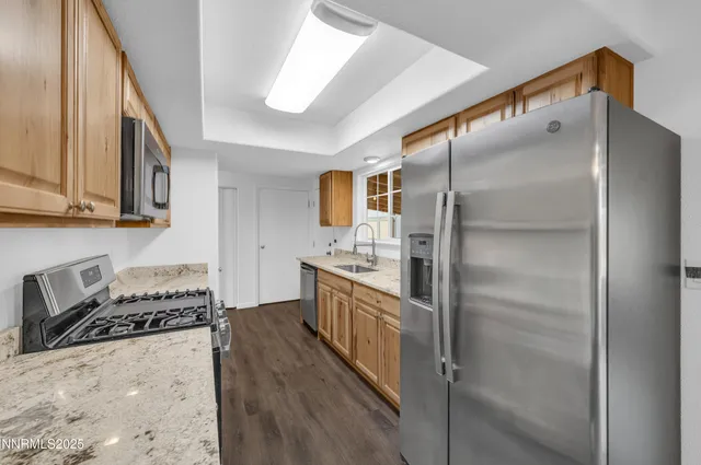 $385,000 | 812 F Street, Fernley, NV 89408