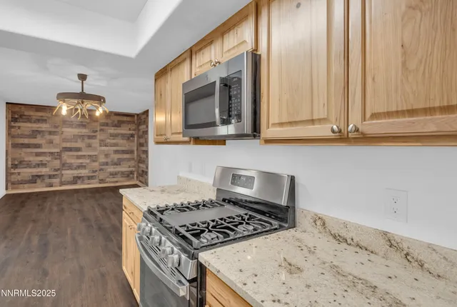 $385,000 | 812 F Street, Fernley, NV 89408