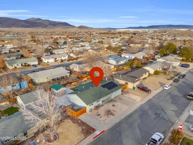 $385,000 | 812 F Street, Fernley, NV 89408