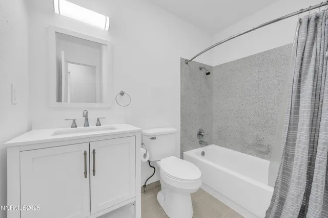 $385,000 | 812 F Street, Fernley, NV 89408