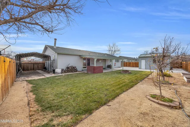 $385,000 | 812 F Street, Fernley, NV 89408