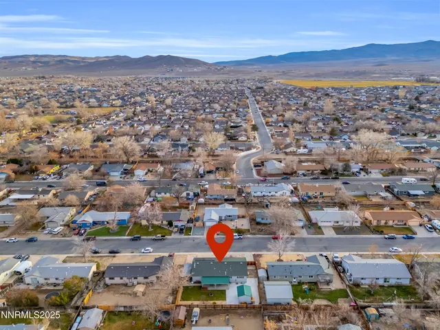 $385,000 | 812 F Street, Fernley, NV 89408