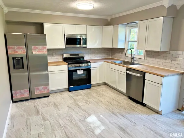 $219,900 | 600 East 15th Street, Metropolis, IL 62960