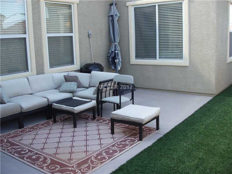 8564 Rhamus Court Las Vegas, NV 89149 - Photo 16 of 25 Yard/Garden.