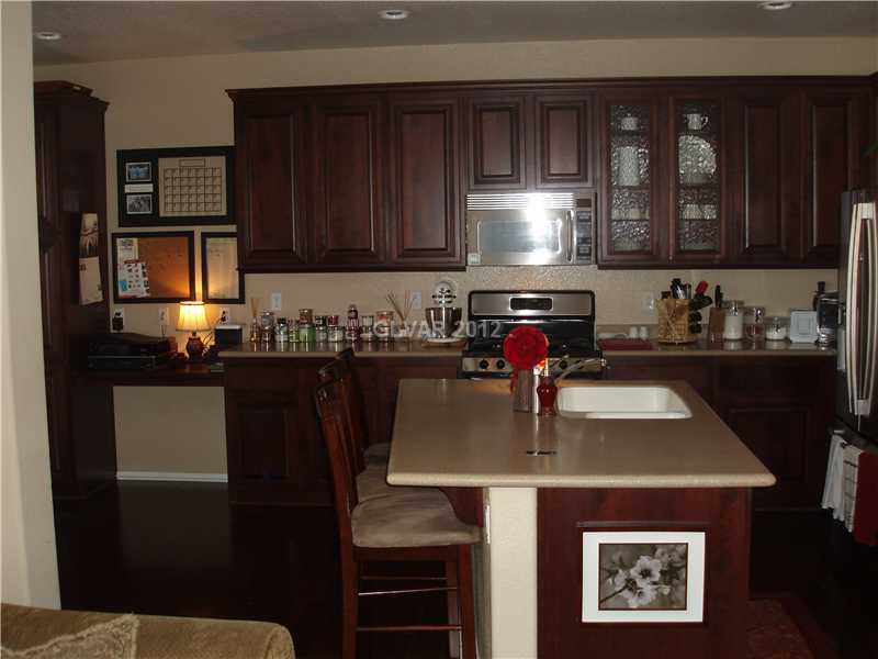 8564 Rhamus Court Las Vegas, NV 89149 - Photo 3 of 25 Kitchen.