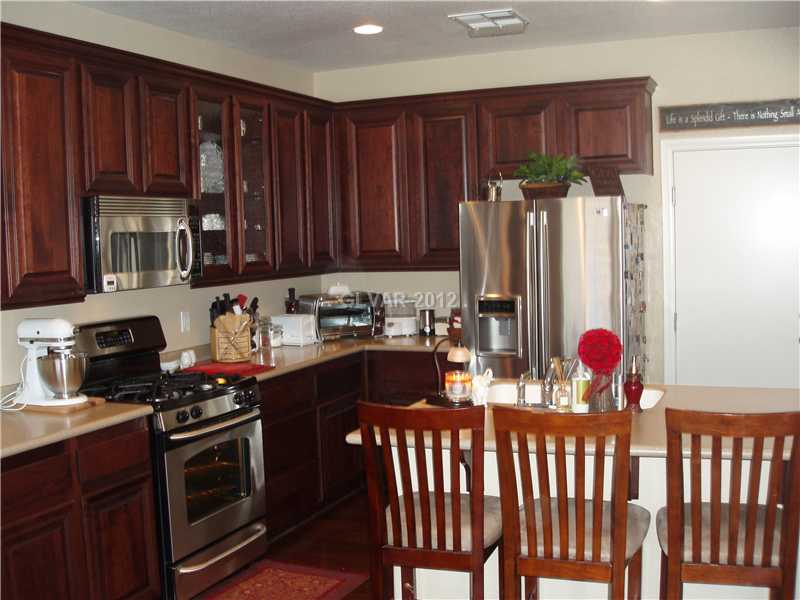 8564 Rhamus Court Las Vegas, NV 89149 - Photo 5 of 25 Kitchen.