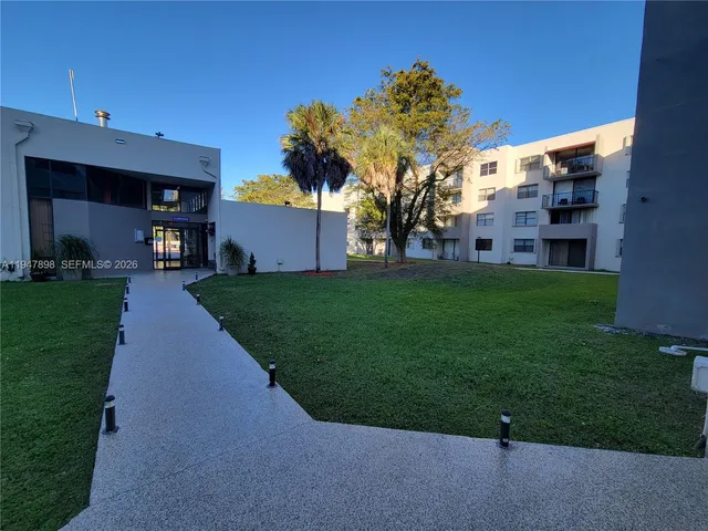 $227,700 | 8000 Southwest 149th Avenue, Unit A201, Miami, FL 33193