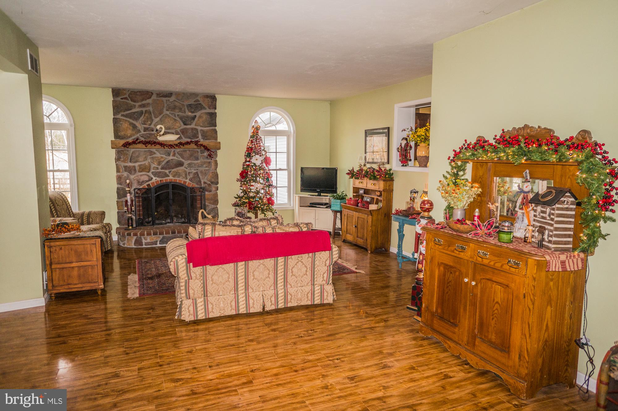 314 Gettysburg Road Littlestown, PA 17340 - Photo 3 of 54