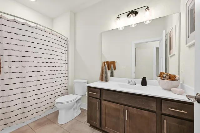 $589,000 | 704 River Ridge Drive, Waterford, WI 53185