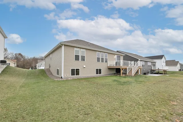 $589,000 | 704 River Ridge Drive, Waterford, WI 53185