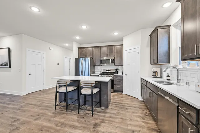 $589,000 | 704 River Ridge Drive, Waterford, WI 53185