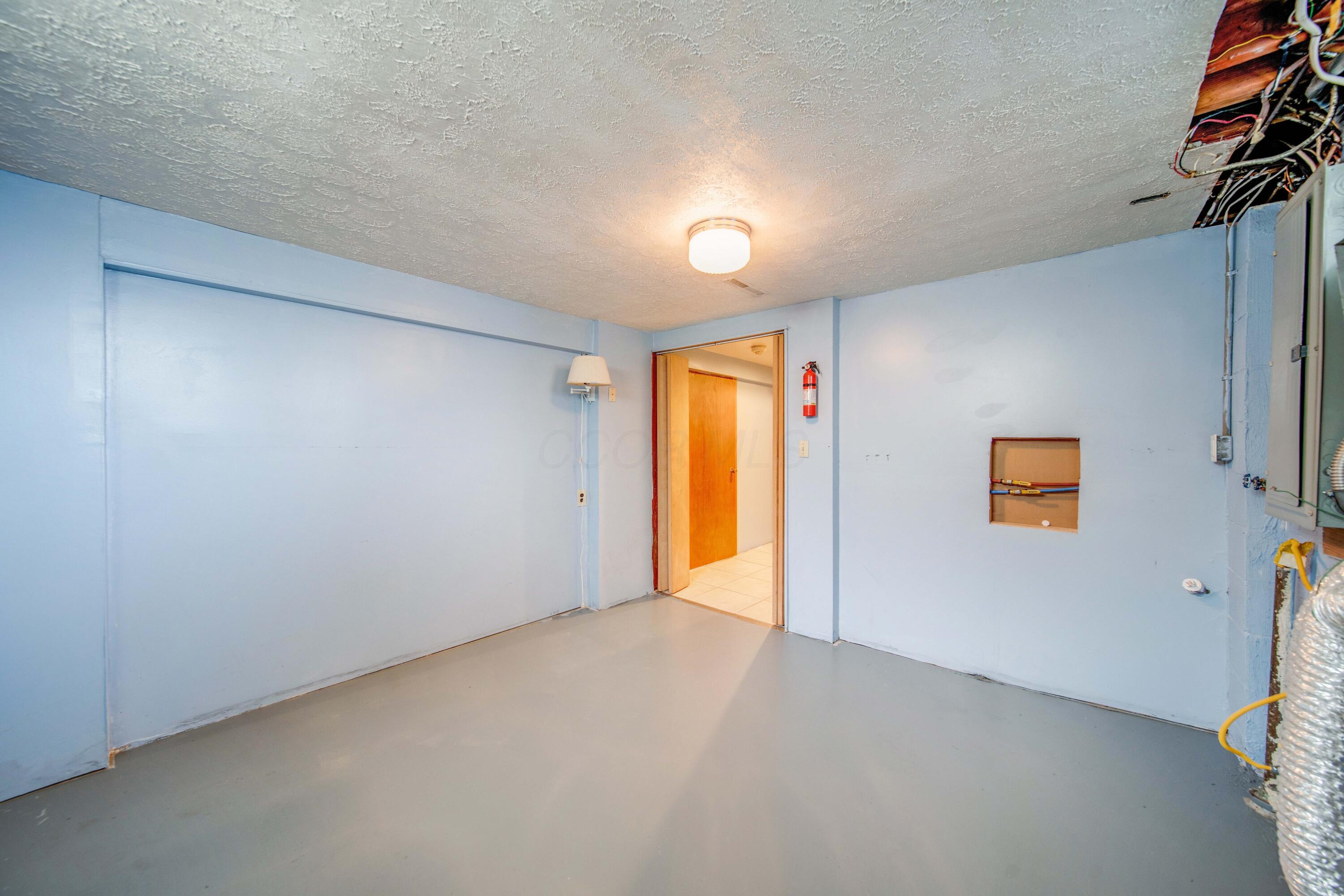 5546 Redwood Road Columbus, OH 43229 - Photo 45 of 66 45-print-A7400035_6_7