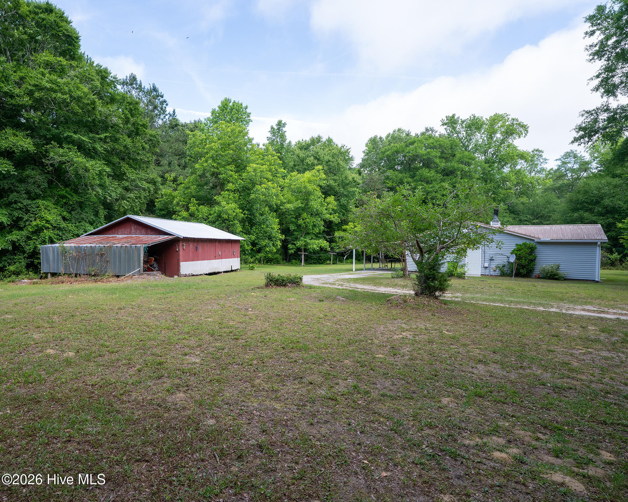 5101 Sand Ridge Road New Bern, NC 28560 - Photo 21 of 48 Spacious Yard with Detached Building
