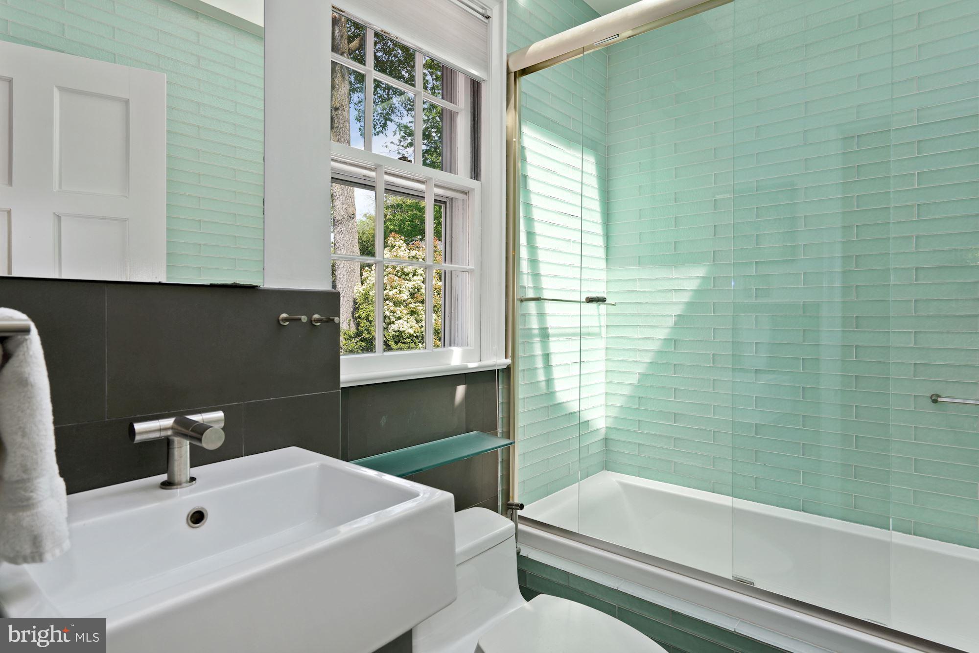 4517 Clark Place Northwest Washington, DC 20007 - Photo 16 of 28 Upper Level Bathroom