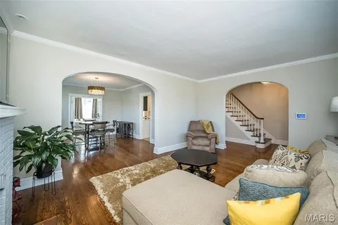 $275,000 | 8026 Natural Bridge Road, St. Louis, MO 63121