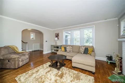 $275,000 | 8026 Natural Bridge Road, St. Louis, MO 63121