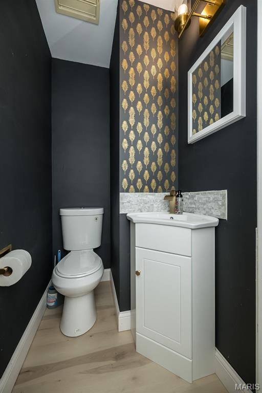 8026 Natural Bridge Road St. Louis, MO 63121 - Photo 26 of 45