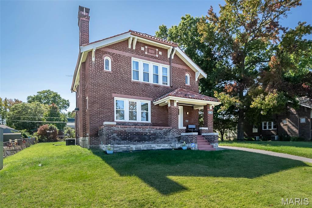 8026 Natural Bridge Road St. Louis, MO 63121 - Photo 3 of 45