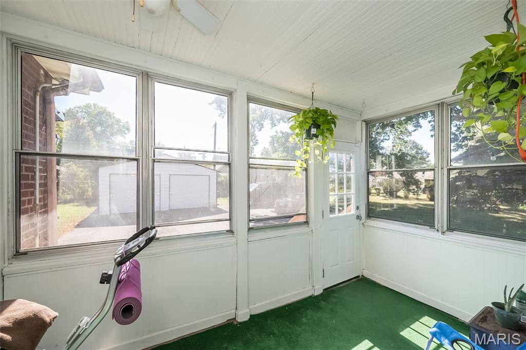 8026 Natural Bridge Road St. Louis, MO 63121 - Photo 35 of 45